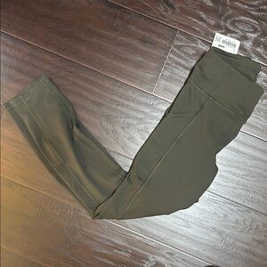 Lululemon Invigorate HR Tight 25” leggings